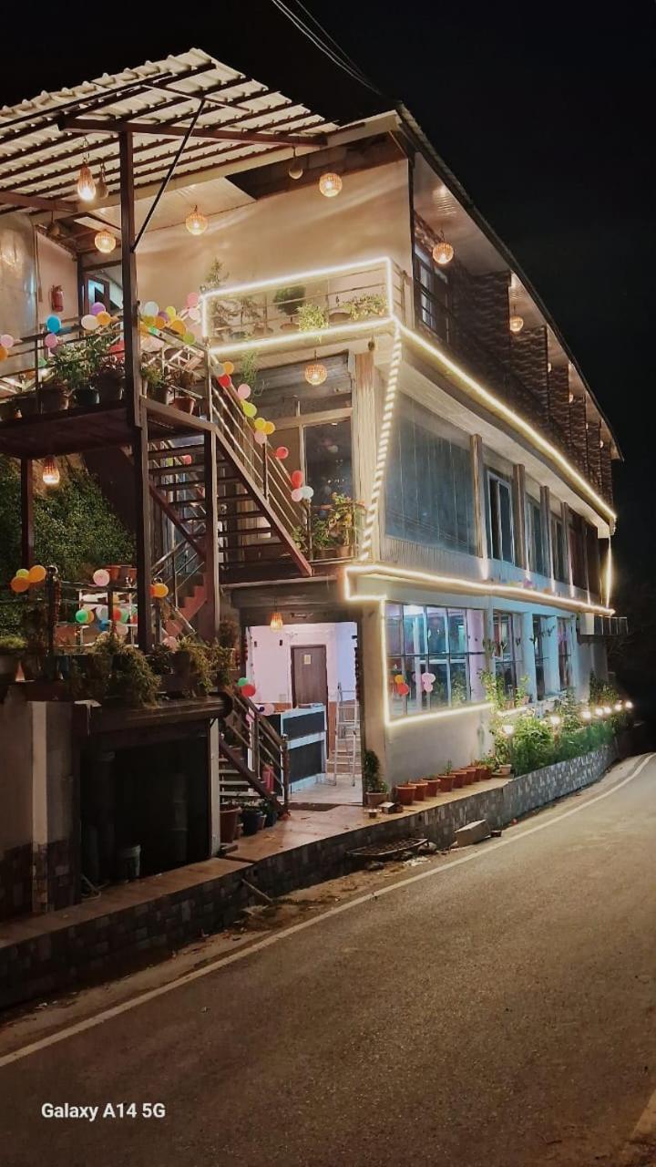 Sleeping Beauty Hotel Moutain View Property Joshīmath Esterno foto