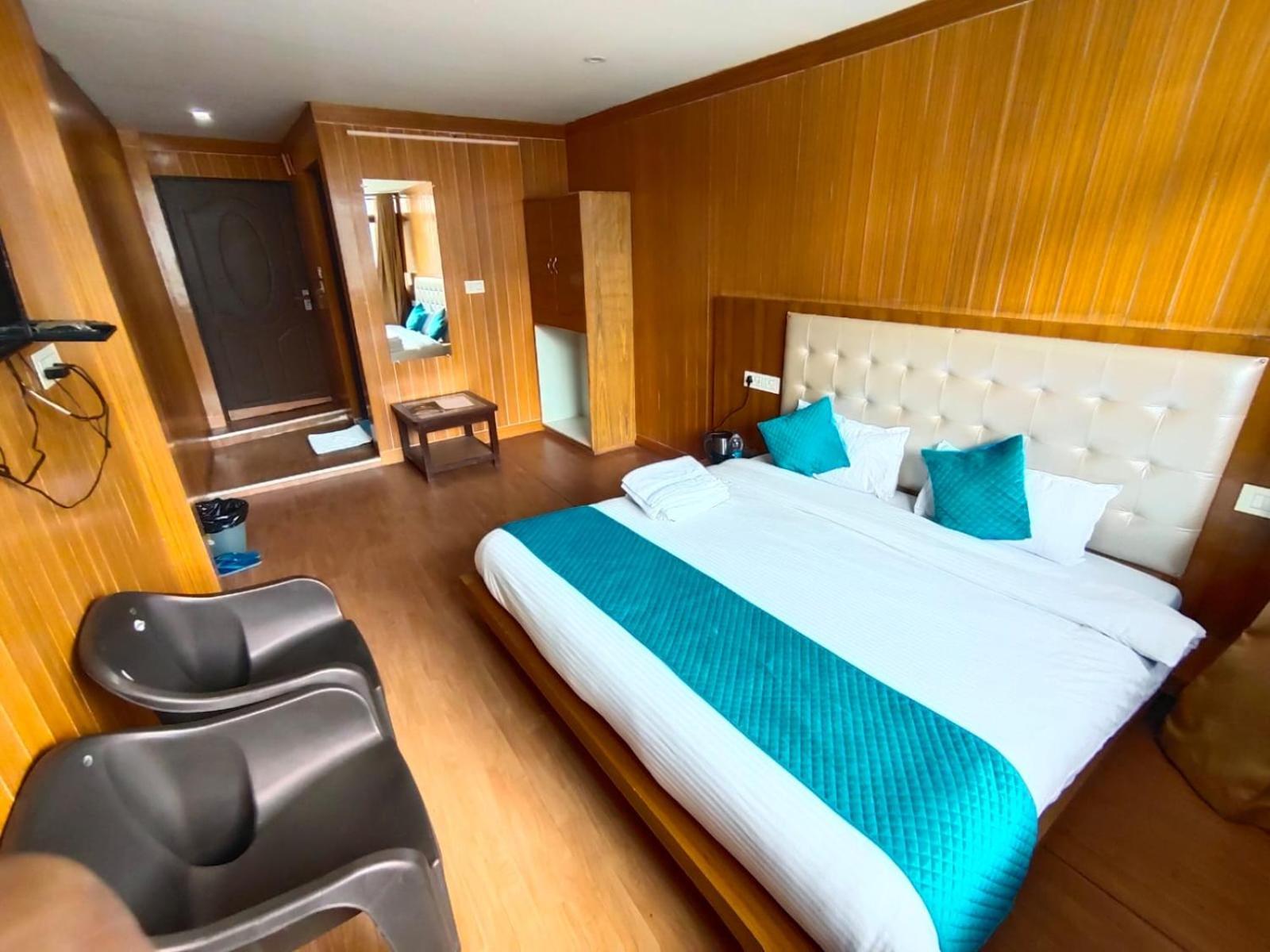 Sleeping Beauty Hotel Moutain View Property Joshīmath Esterno foto