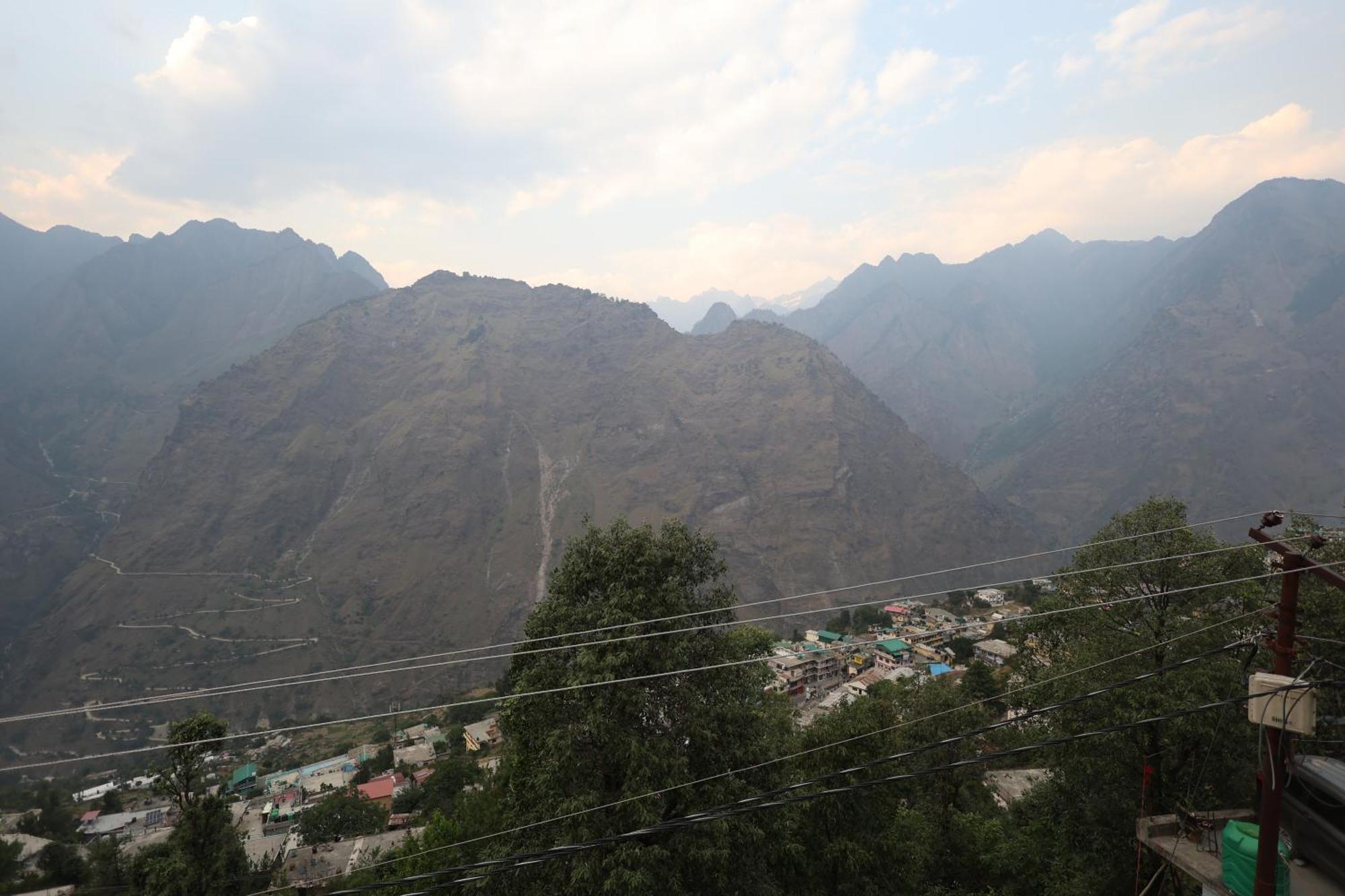 Sleeping Beauty Hotel Moutain View Property Joshīmath Esterno foto