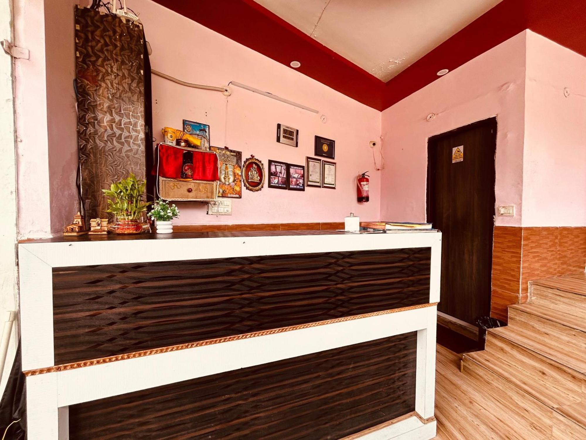 Sleeping Beauty Hotel Moutain View Property Joshīmath Esterno foto
